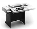 1979 Verkau der ersten Maschinen der  BCS 2020-Familie   (4 K-Speicher, 12 900 DM) von Olivetti für steuerberaten   den Berufe